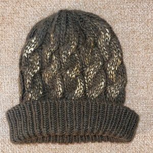 Bettina wool beanie